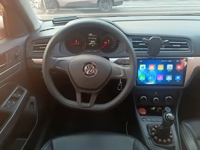 Volkswagen Lavida — Фото автомобиля 2