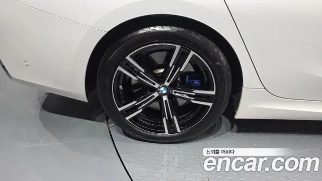 BMW 3-Series 3 серия (G20) 320i M Sport — Фото автомобиля 20