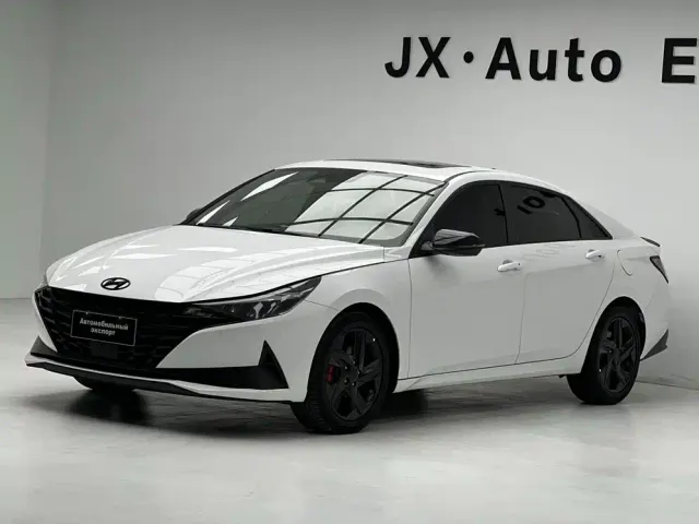 Фотография автомобиля — Hyundai Elantra