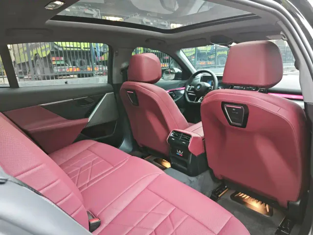BMW 5 Series — Фото автомобиля 13