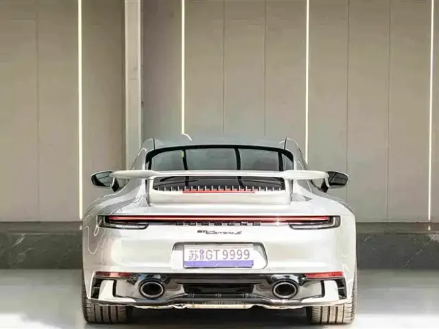 Porsche 911 — Фото автомобиля 4
