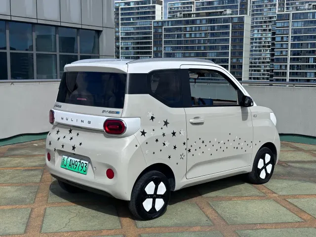 Wuling Hongguang Mini EV — Фото автомобиля 6