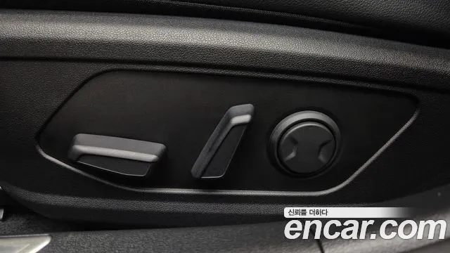 Hyundai Avante CN7 — Фото автомобиля 3