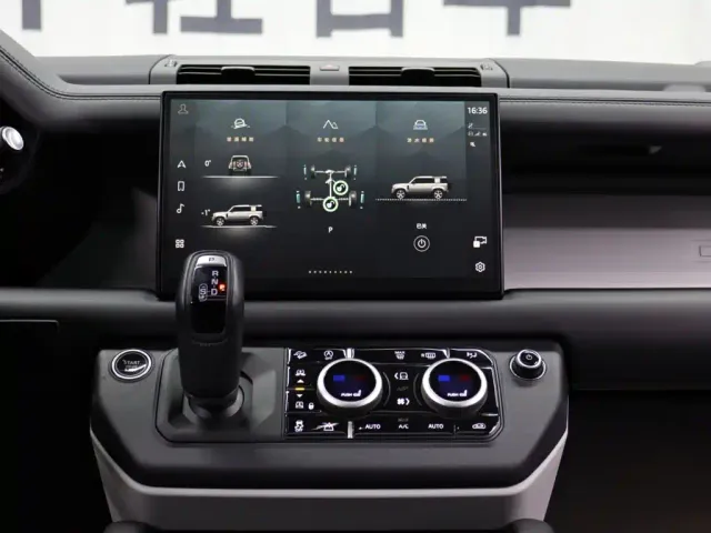 Land Rover Defender — Фото автомобиля 3