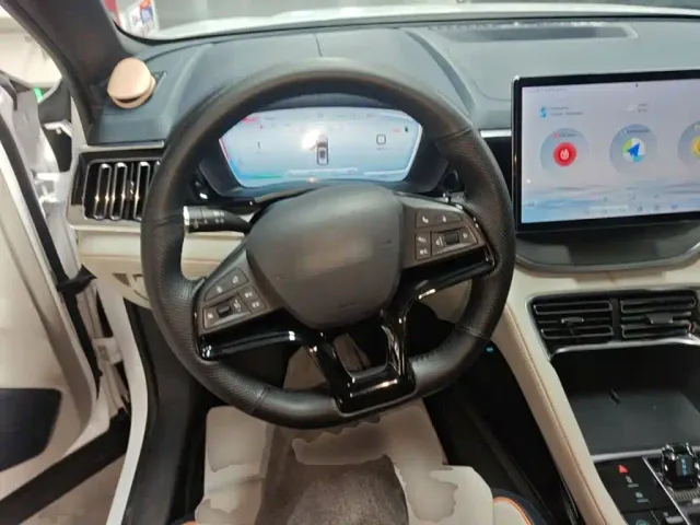 BYD Song PLUS — Фото автомобиля 10