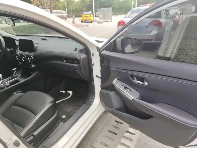 Nissan Sylphy — Фото автомобиля 19