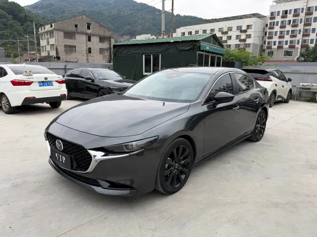Фотография автомобиля — Mazda Axela