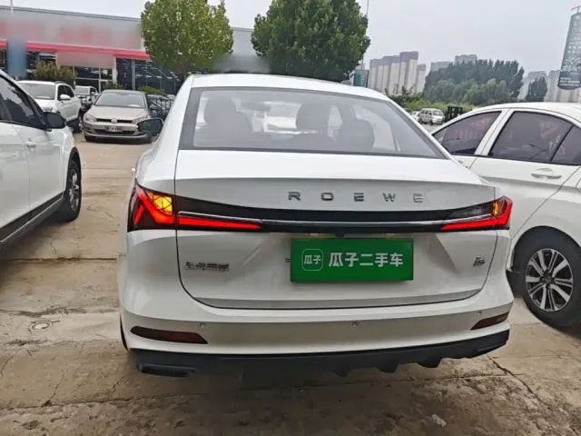 Roewe i5 — Фото автомобиля 5