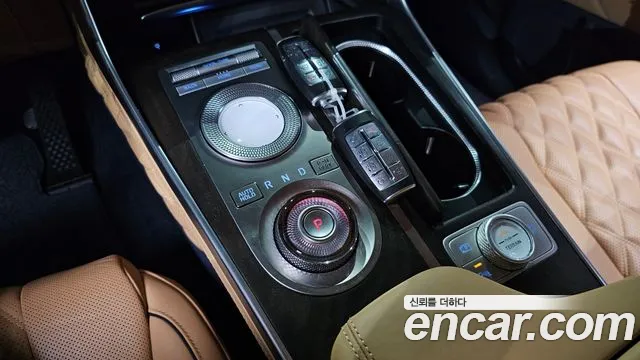Genesis GV80 — Фото автомобиля 12