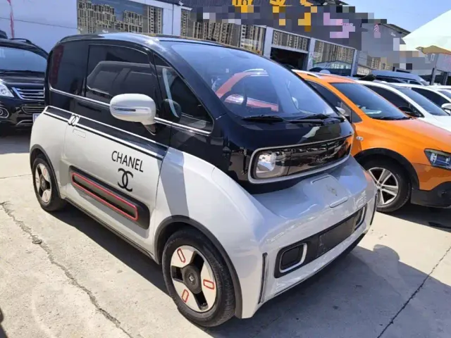 Baojun KiWi EV — Фото автомобиля 3