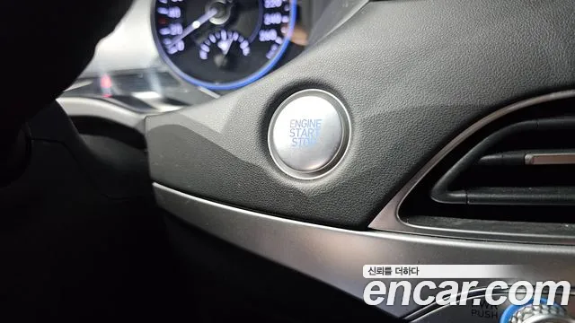 Hyundai Palisade Palisade Дизель 2.2 2WD — Фото автомобиля 20