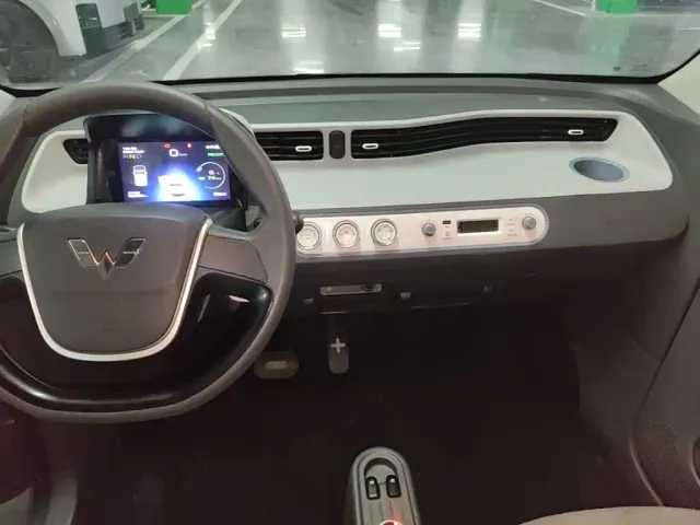 Wuling Hongguang Mini EV — Фото автомобиля 5