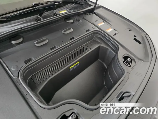 Audi A6 e-tron — Фото автомобиля 6