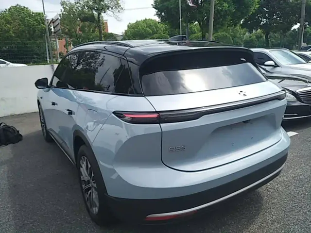 Nio ES6 — Фото автомобиля 4