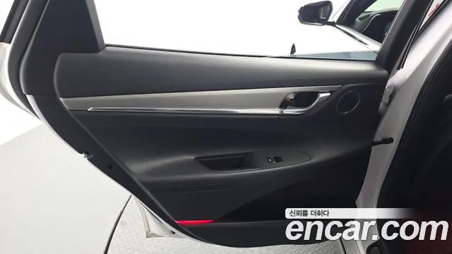 Hyundai Grandeur Новый Grandeur IG 3.0 LPi (Такси) — Фото автомобиля 24