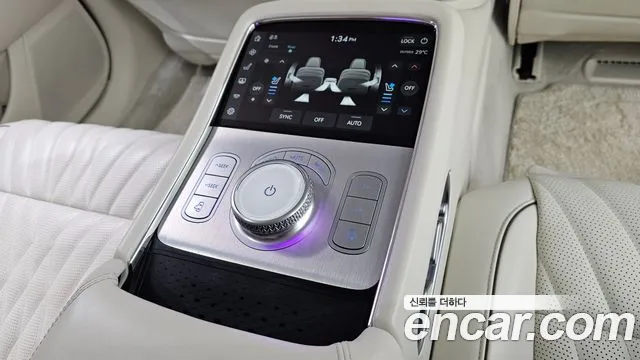 Genesis G90 Бензин 3.5 турбо AWD — Фото автомобиля 18
