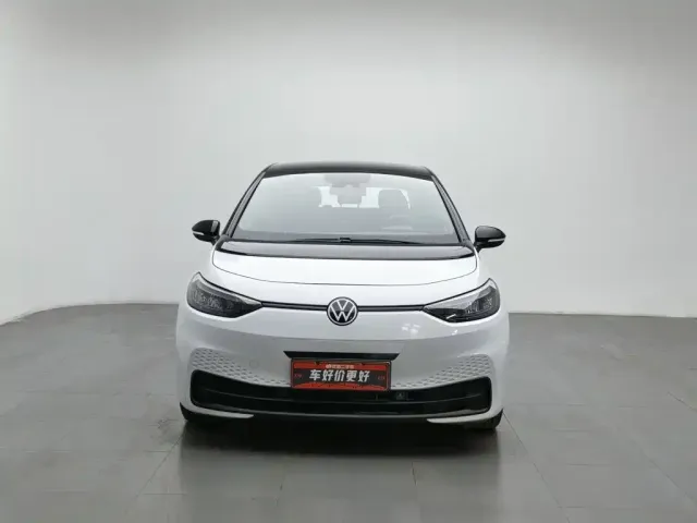 Volkswagen ID.3 — Фото автомобиля 3
