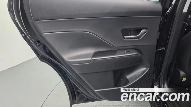 Hyundai Kona SX2 — Фото автомобиля 14