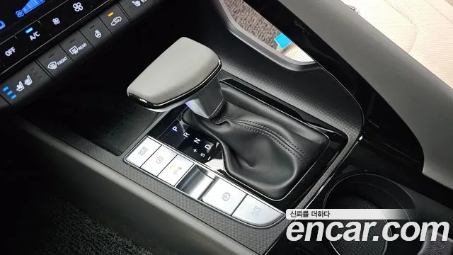 Hyundai AVANTE Avante (CN7) — Фото автомобиля 8