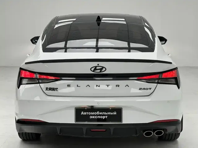 Hyundai Elantra — Фото автомобиля 13