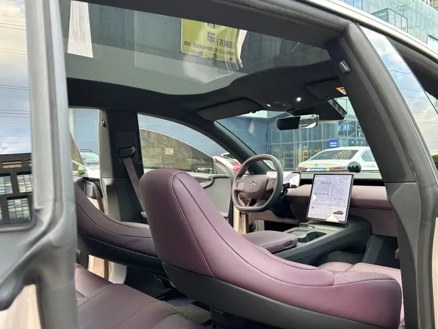 Nio ET5 Touring — Фото автомобиля 10