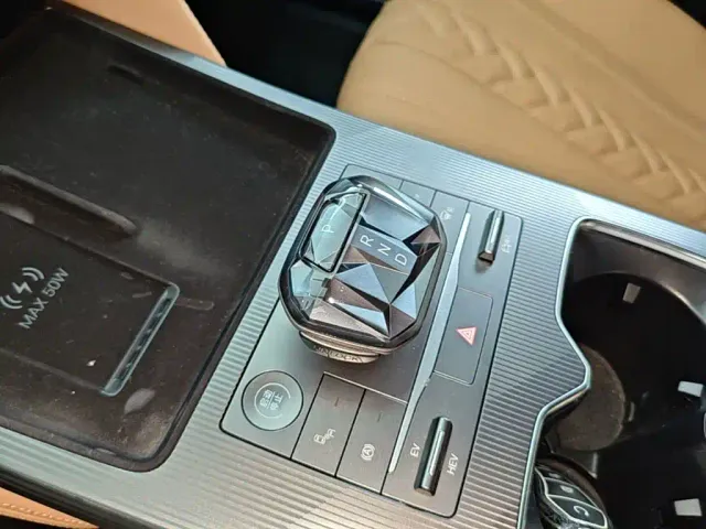 BYD Song L DM-i — Фото автомобиля 9