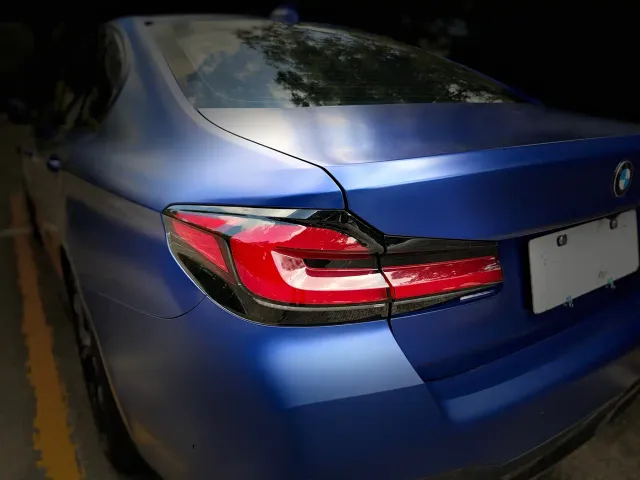 BMW 5 Series — Фото автомобиля 16
