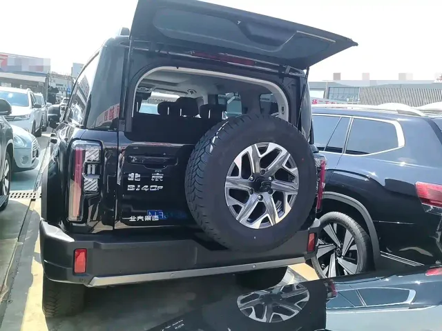 BAIC BJ40 — Фото автомобиля 11
