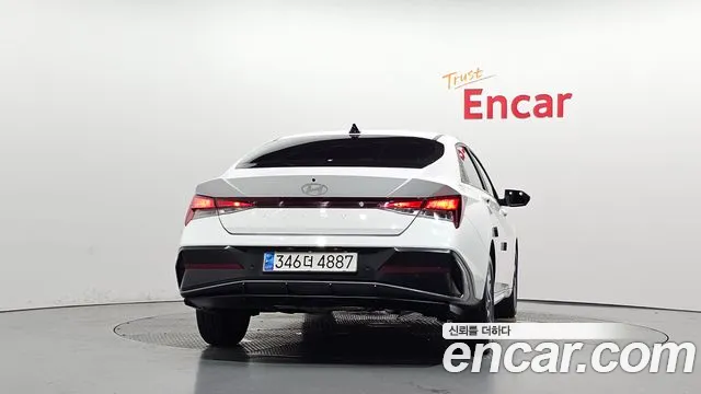 Hyundai AVANTE Новый Avante (CN7) — Фото автомобиля 4