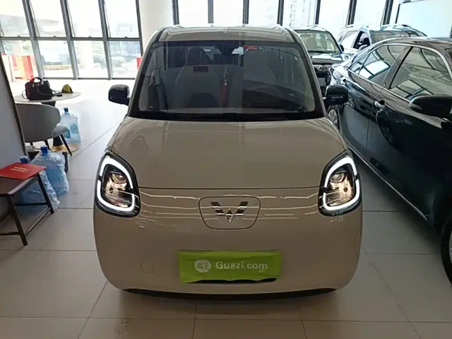 Wuling Hongguang Mini EV — Фото автомобиля 2