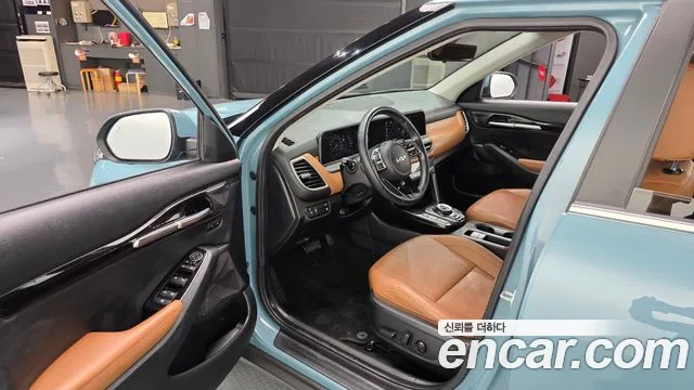 Kia Seltos — Фото автомобиля 15