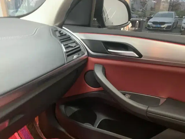 BMW X4 — Фото автомобиля 8