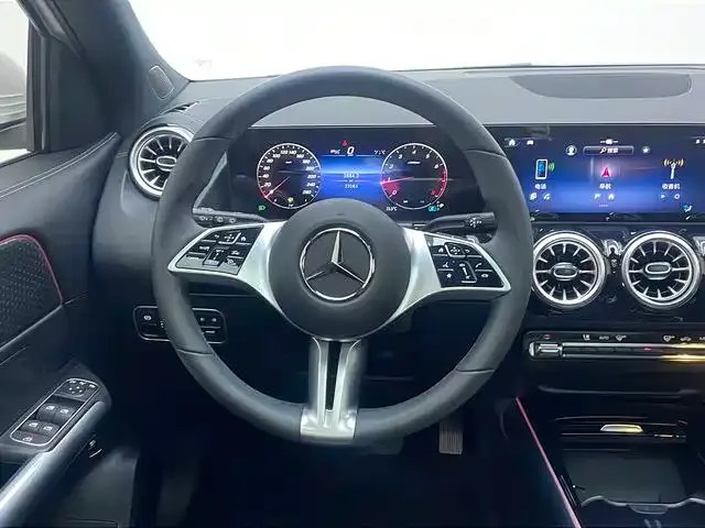 Mercedes-Benz GLA-Class — Фото автомобиля 6