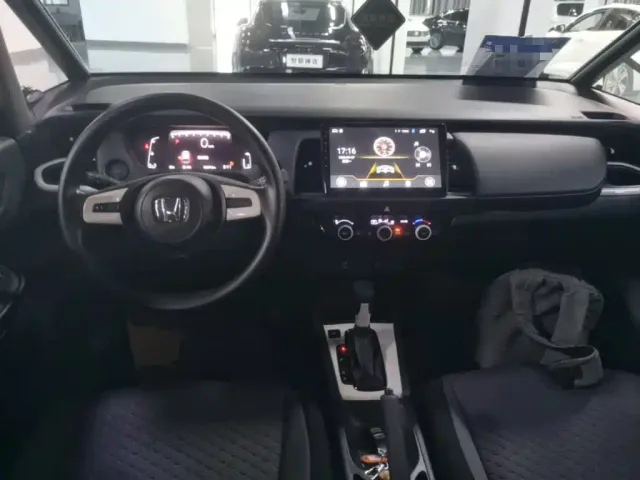 Honda Fit — Фото автомобиля 9