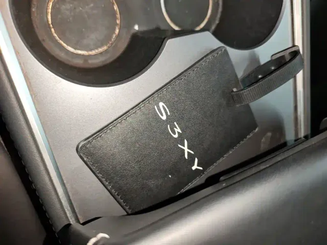 Tesla Model Y — Фото автомобиля 8