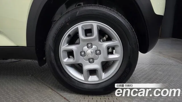Hyundai Casper Electric — Фото автомобиля 6