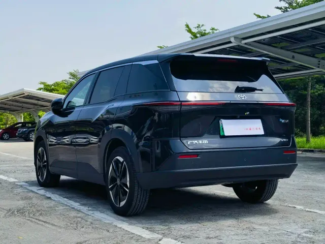 Toyota BoZhi 3X — Фото автомобиля 6