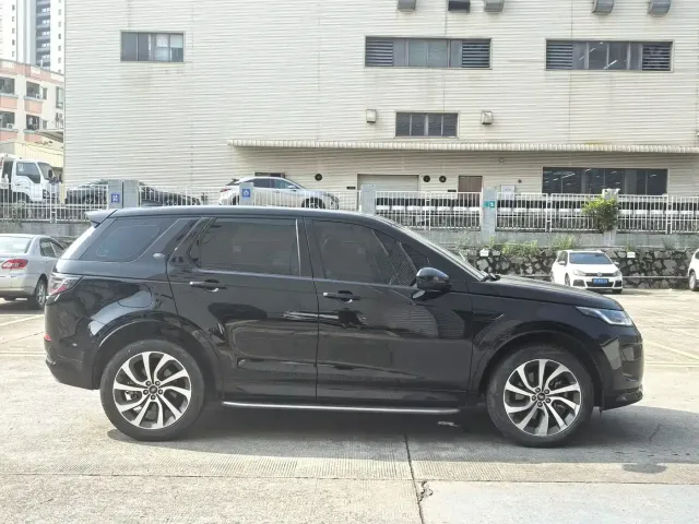 Land Rover Discovery Sport — Фото автомобиля 4