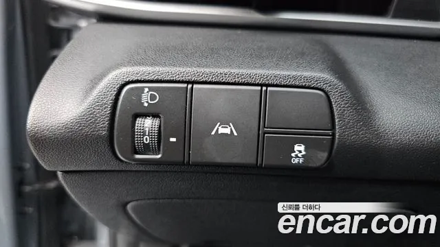 Hyundai Avante — Фото автомобиля 14