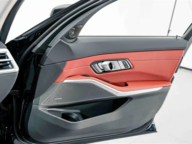 BMW 3 Series — Фото автомобиля 15