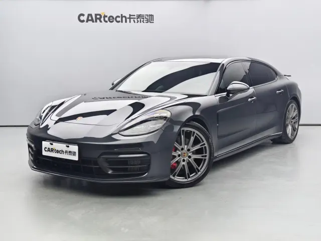 Фотография автомобиля — Porsche Panamera