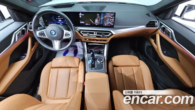 BMW i4 — Фото автомобиля 7