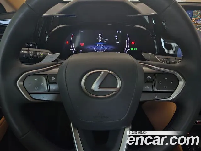 Lexus NX Generation 2 — Фото автомобиля 7