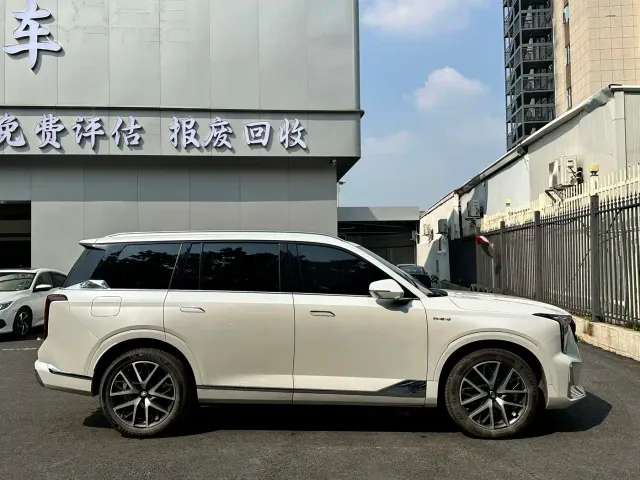 GAC Trumpchi ES9 — Фото автомобиля 9
