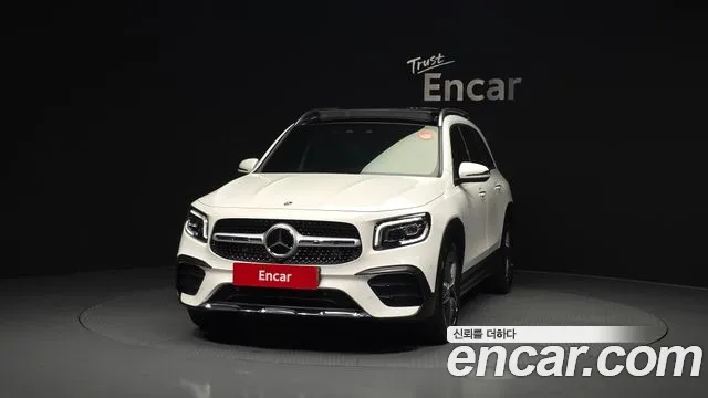 Mercedes-Benz GLB-Class — Фото автомобиля 3