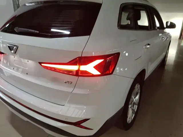 Jetta VS7 — Фото автомобиля 7