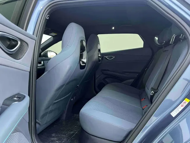 BYD Seal 06 GT — Фото автомобиля 4