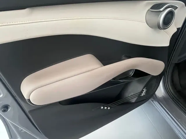 BYD Yuan PLUS — Фото автомобиля 5