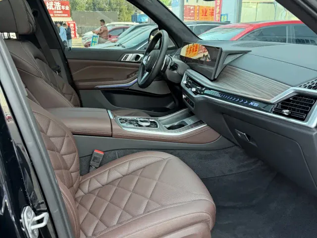 BMW X5 — Фото автомобиля 4