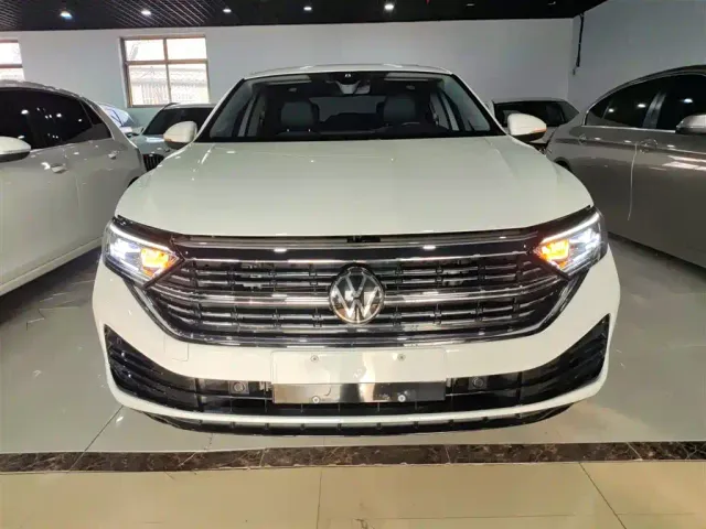 Volkswagen Sagitar — Фото автомобиля 2